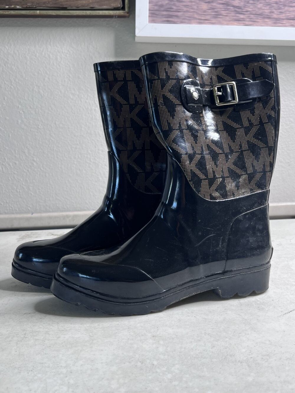 MICHAEL Michael Kors Women’s MK Logo Mid Rain boots - Size 7M